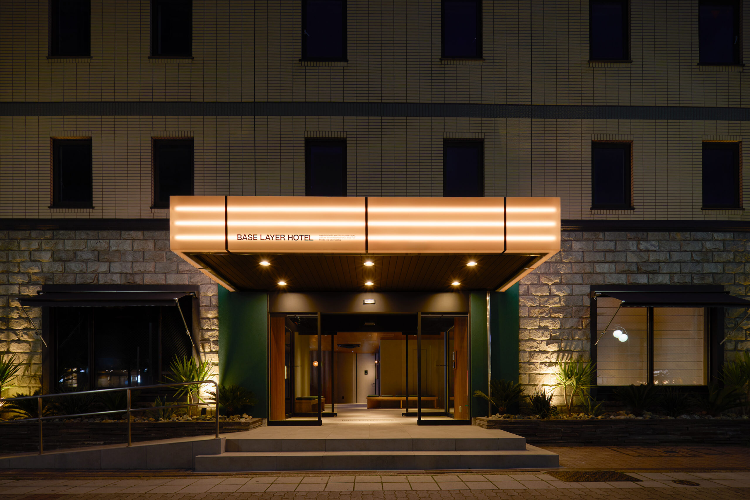 BASE LAYER HOTEL